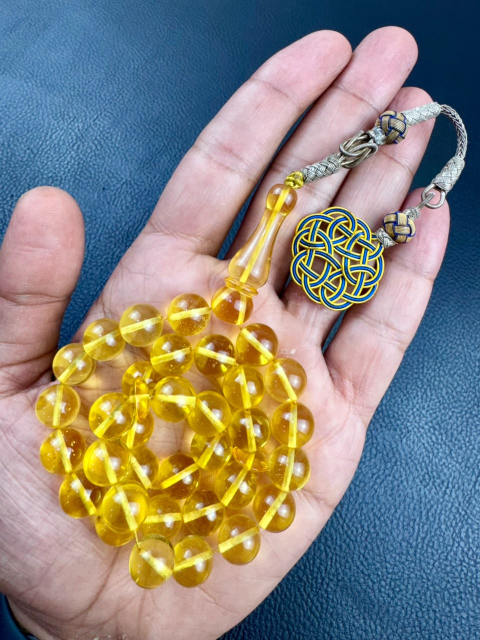 مسباح كهرمان روسي طبيعي
