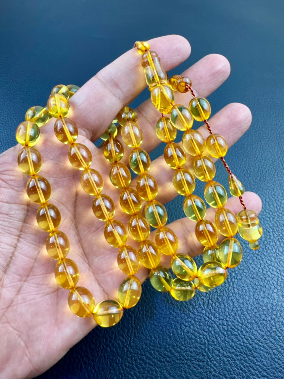 مسباح كهرمان روسي طبيعي