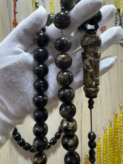 مسباح مرجان اسود طبيعي (يسر)
